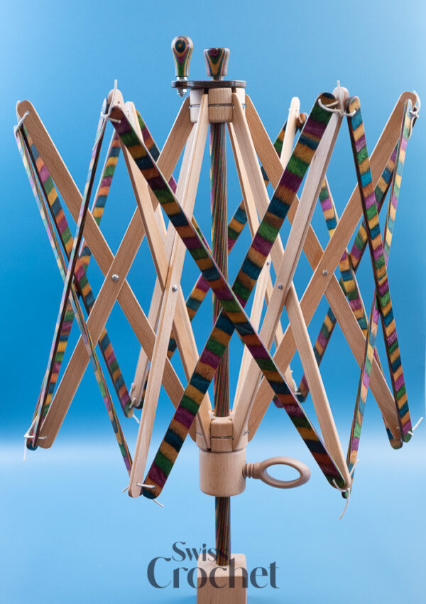KnitPro - Yarn Swift Signature Wood - Image 2