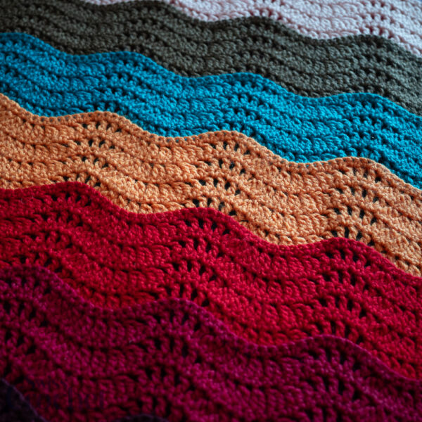 Layered Waves Blanket - Yarn Kit - Image 7
