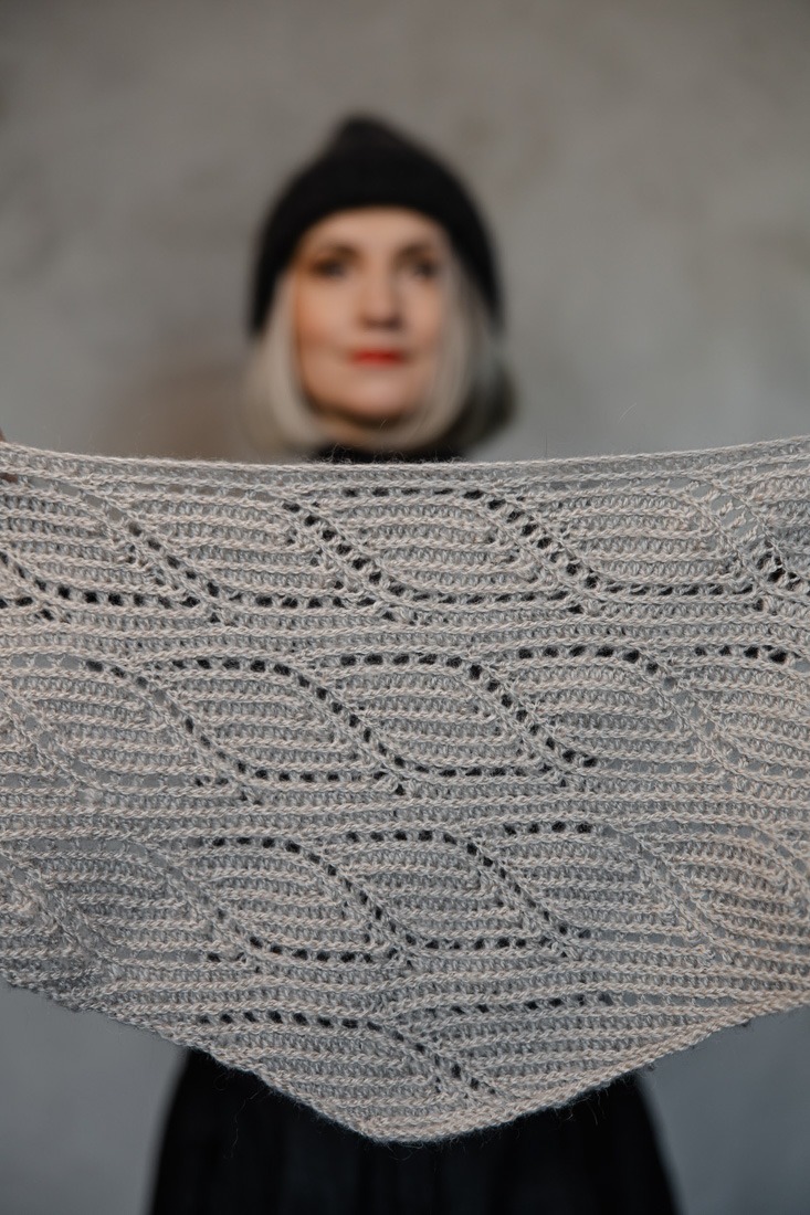 Linda Skuja - Novembris Shawl - Image 5