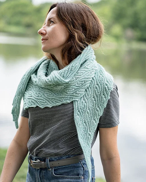 Lilla Björn - Curly Branches Shawlette – Bild 4
