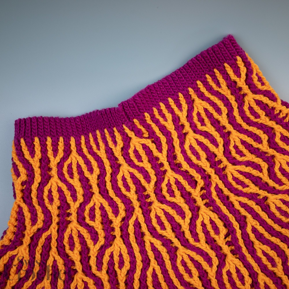 Raindrop Cowl - Yarn Kit - Image 7